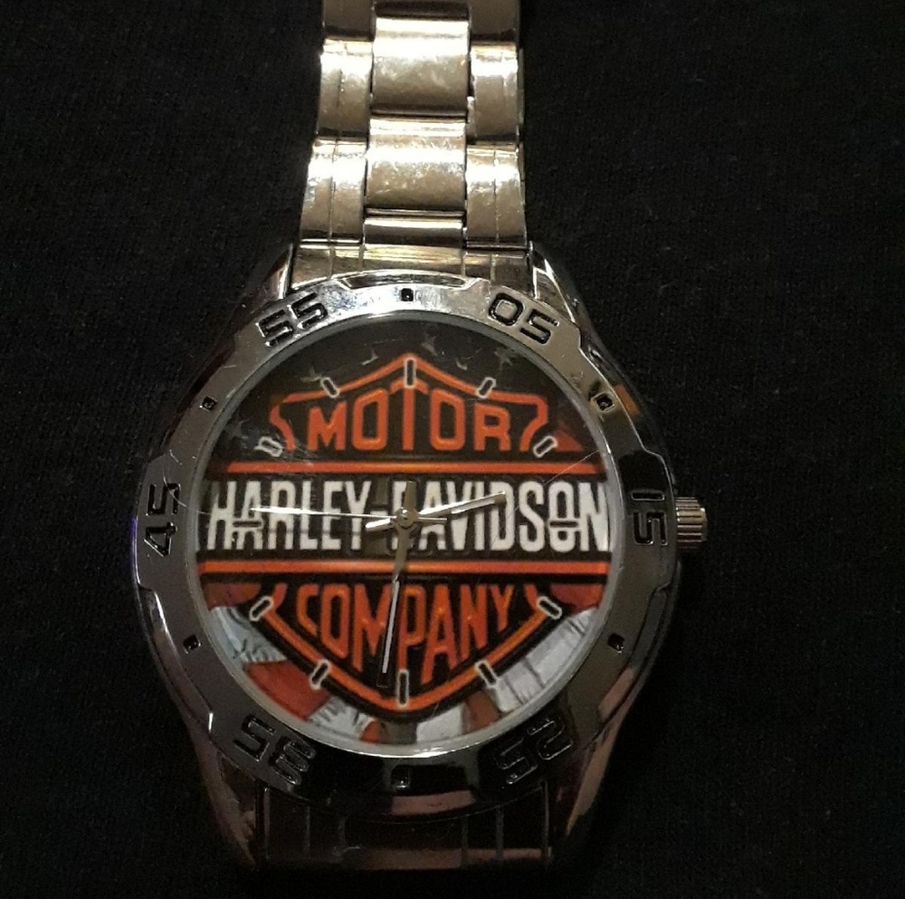 Harley Davidson logo watch